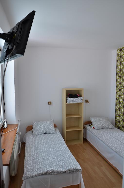 Apartament Tolek Varsóvia Exterior foto
